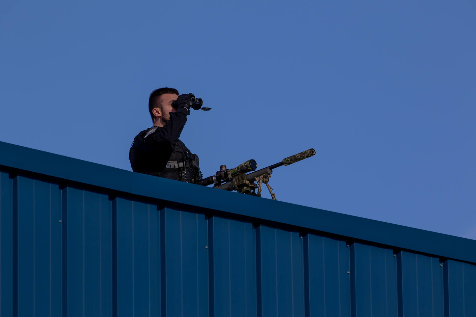 Counter sniper Sheriff’s deputy keeps an eye out.